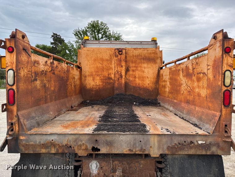 image for item FC5703 2001 International 4900 Crew Cab dump truck