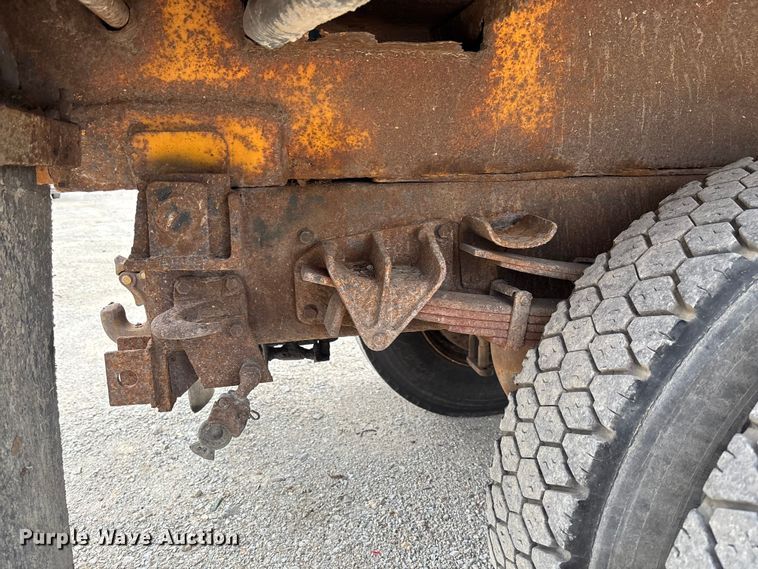 image for item FC5703 2001 International 4900 Crew Cab dump truck