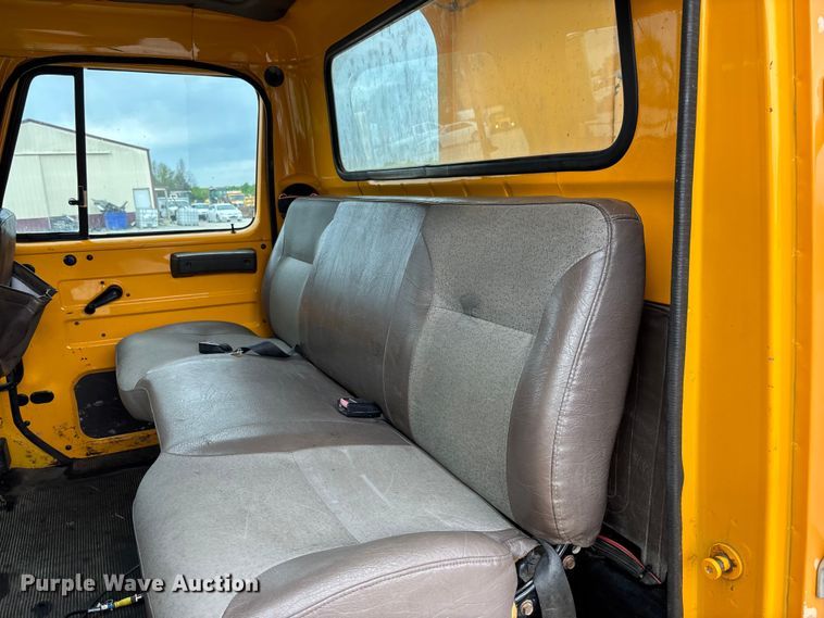 image for item FC5703 2001 International 4900 Crew Cab dump truck