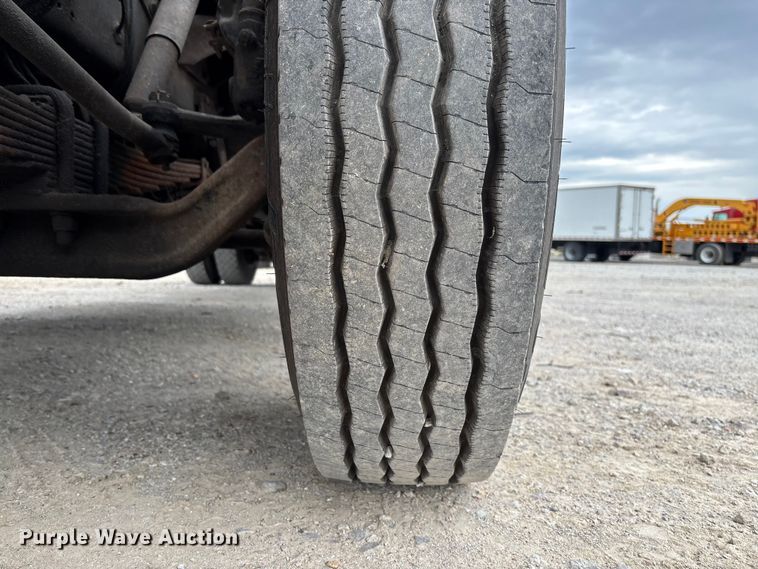 image for item FC5703 2001 International 4900 Crew Cab dump truck