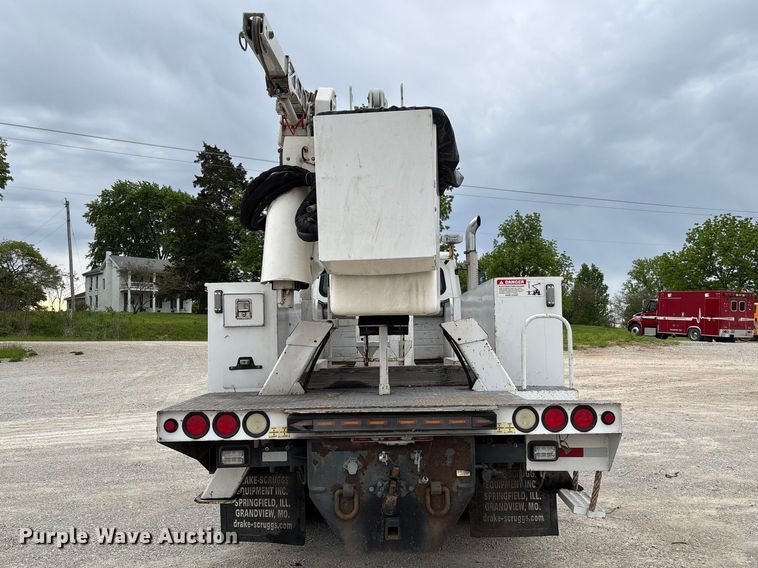 image for item FC5704 2007 Freightliner Business Class M2 bucket truck