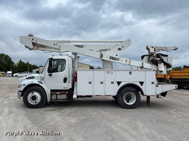 image for item FC5704 2007 Freightliner Business Class M2 bucket truck