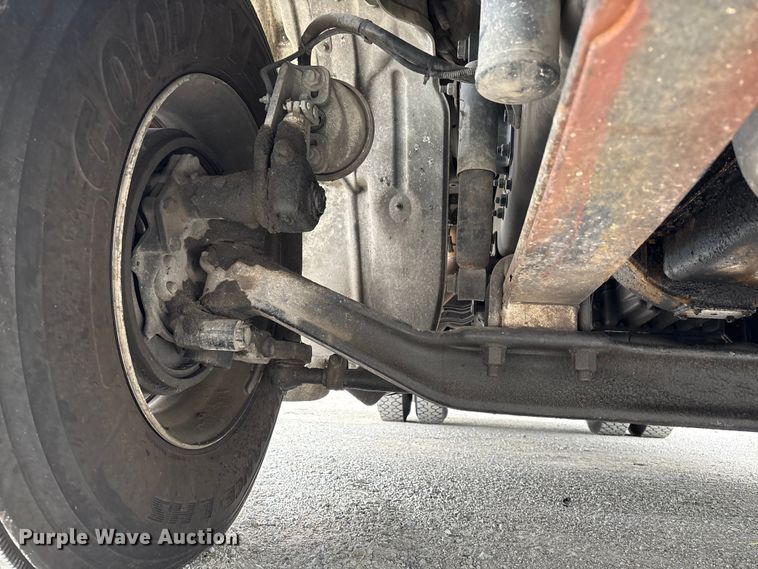 image for item FC5704 2007 Freightliner Business Class M2 bucket truck