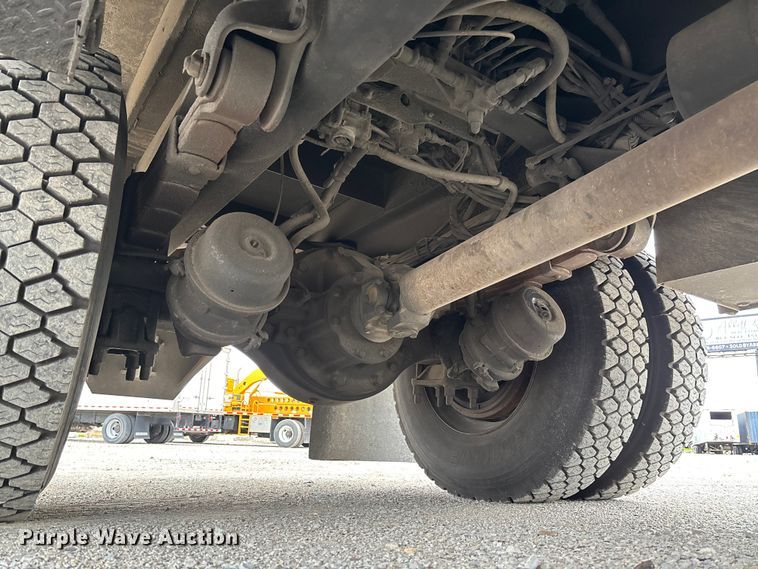 image for item FC5704 2007 Freightliner Business Class M2 bucket truck