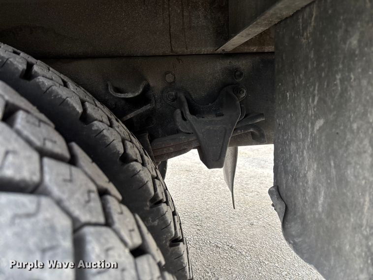 image for item FC5704 2007 Freightliner Business Class M2 bucket truck