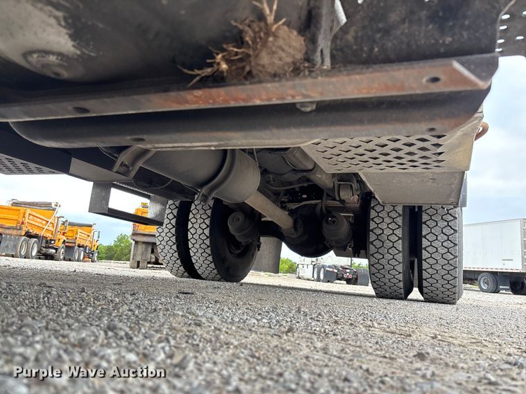 image for item FC5704 2007 Freightliner Business Class M2 bucket truck