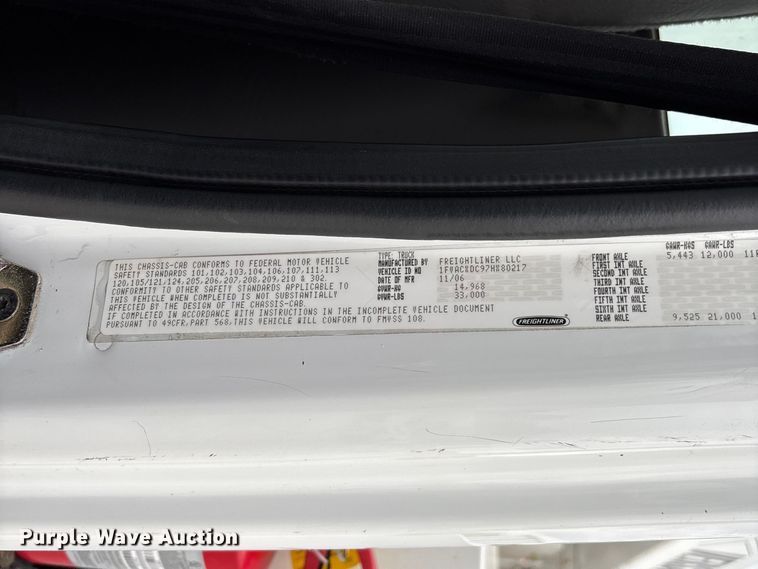 image for item FC5704 2007 Freightliner Business Class M2 bucket truck