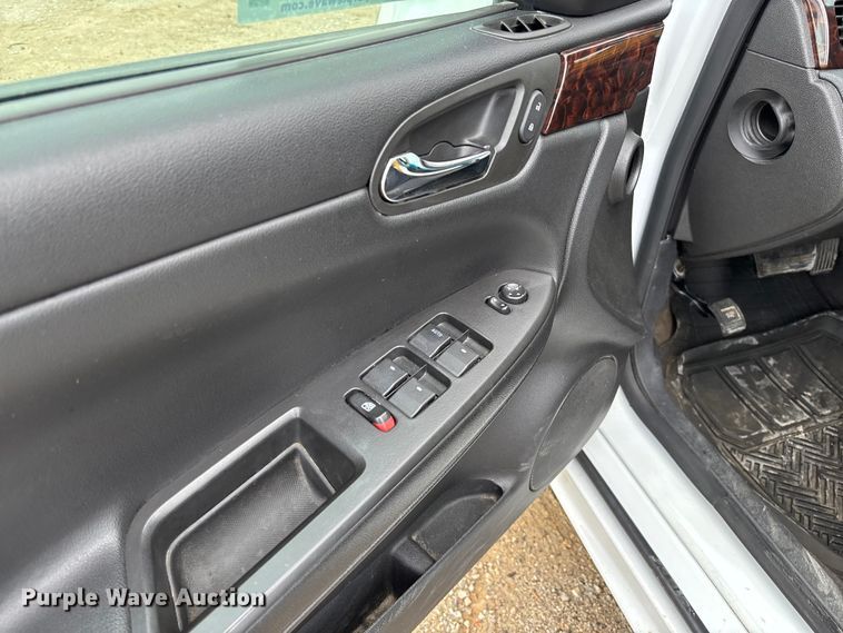 image for item FC5705 2015 Chevrolet Impala Limited 