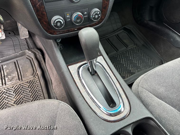 image for item FC5705 2015 Chevrolet Impala Limited 