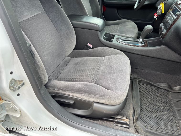 image for item FC5705 2015 Chevrolet Impala Limited 