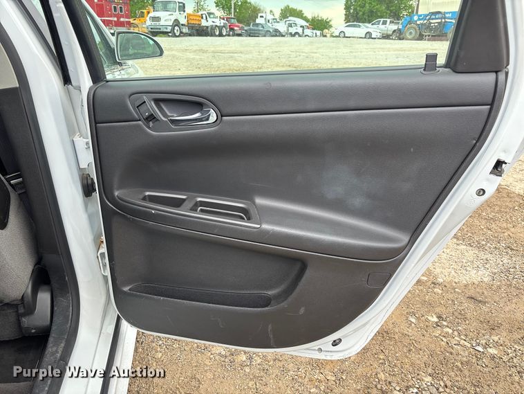 image for item FC5705 2015 Chevrolet Impala Limited 