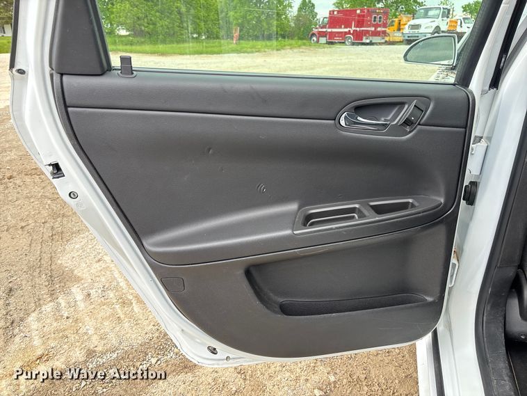 image for item FC5705 2015 Chevrolet Impala Limited 