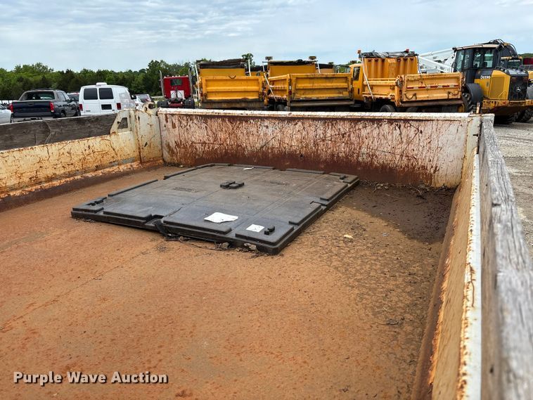 image for item FC5706 2015 Ford F350 Super Duty XL Ext. Cab dump bed pickup truck