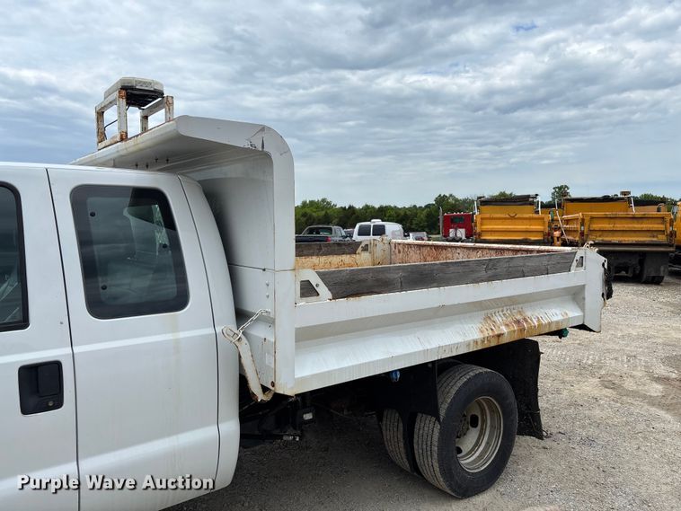 image for item FC5706 2015 Ford F350 Super Duty XL Ext. Cab dump bed pickup truck