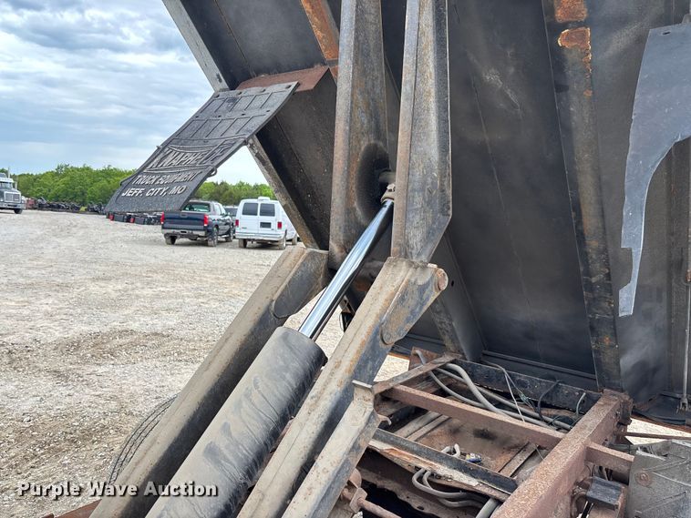 image for item FC5706 2015 Ford F350 Super Duty XL Ext. Cab dump bed pickup truck