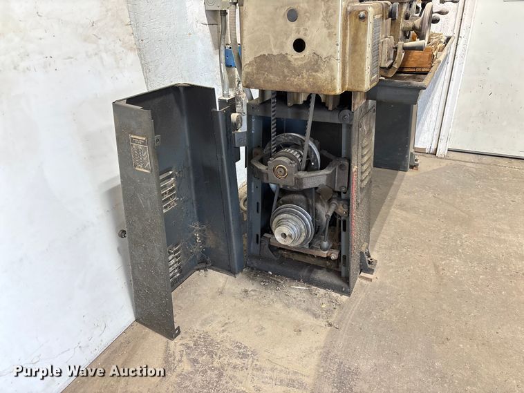 image for item FC5726 Clausing 5936 lathe