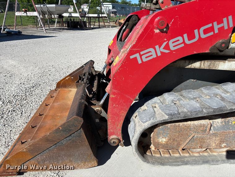 image for item FC5730 2015 Takeuchi TL8 tracked skid steer loader