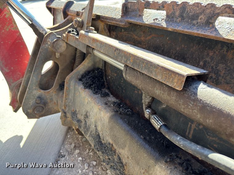 image for item FC5730 2015 Takeuchi TL8 tracked skid steer loader