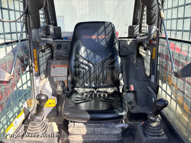 image for item FC5730 2015 Takeuchi TL8 tracked skid steer loader