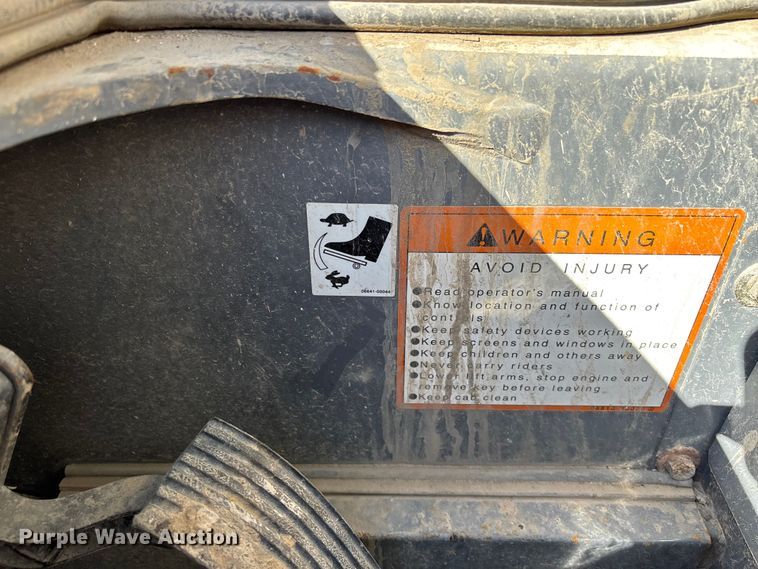 image for item FC5730 2015 Takeuchi TL8 tracked skid steer loader