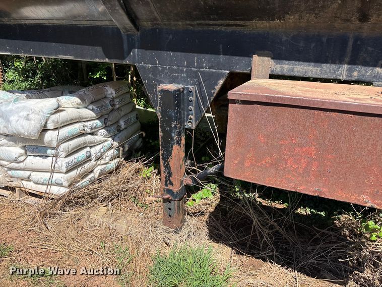 image for item FG0354 2010 Trailmaster Tanks, Inc. oil tank trailer