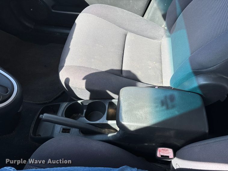 image for item FG0359 2005 Pontiac Vibe SUV