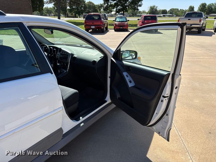 image for item FG0359 2005 Pontiac Vibe SUV