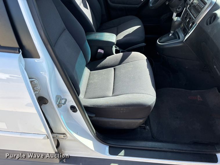 image for item FG0359 2005 Pontiac Vibe SUV