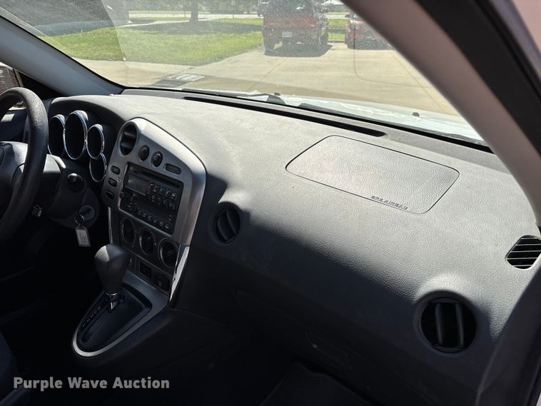 image for item FG0359 2005 Pontiac Vibe SUV