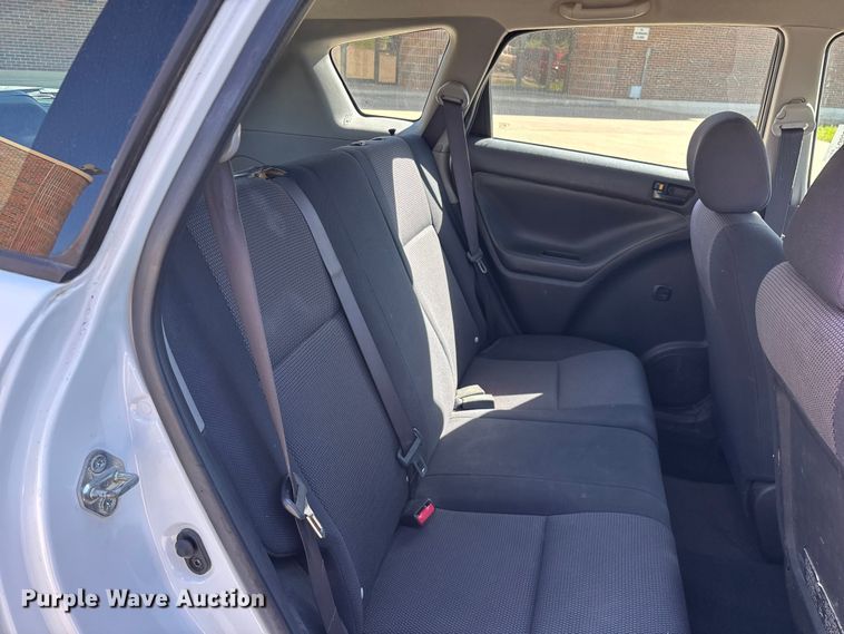 image for item FG0359 2005 Pontiac Vibe SUV