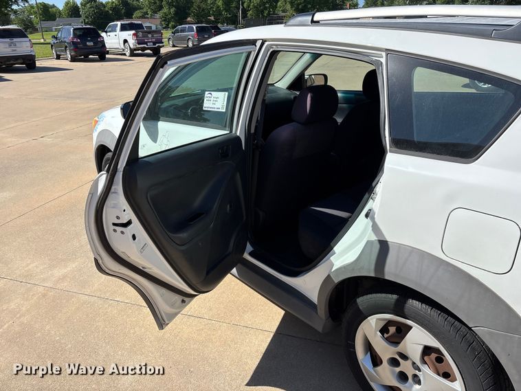 image for item FG0359 2005 Pontiac Vibe SUV