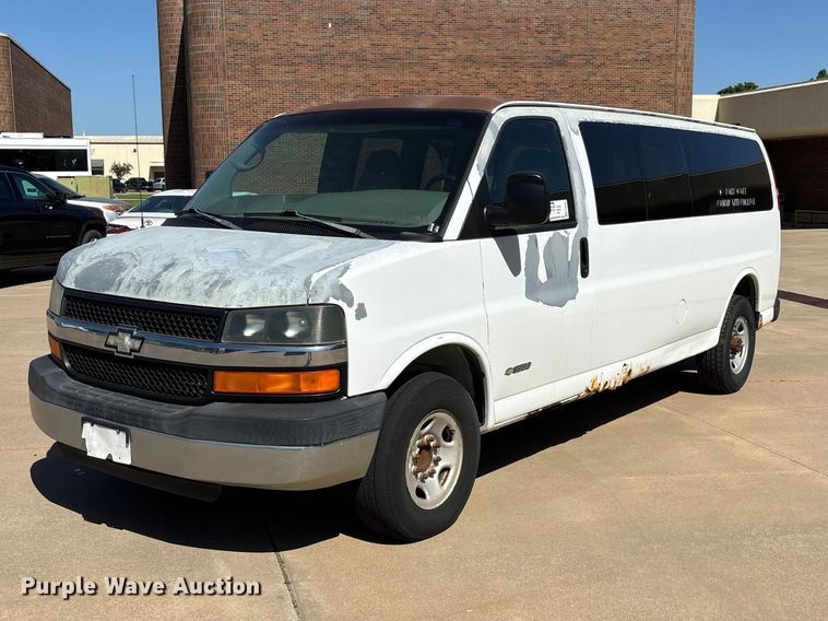 image for item FG0361 2006 Chevrolet Express 3500 van