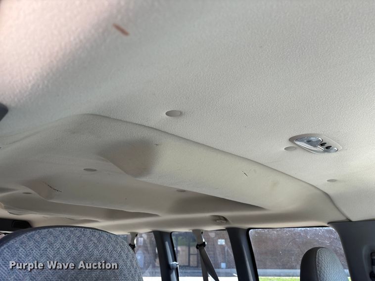 image for item FG0361 2006 Chevrolet Express 3500 van
