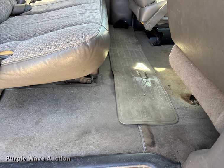 image for item FG0361 2006 Chevrolet Express 3500 van