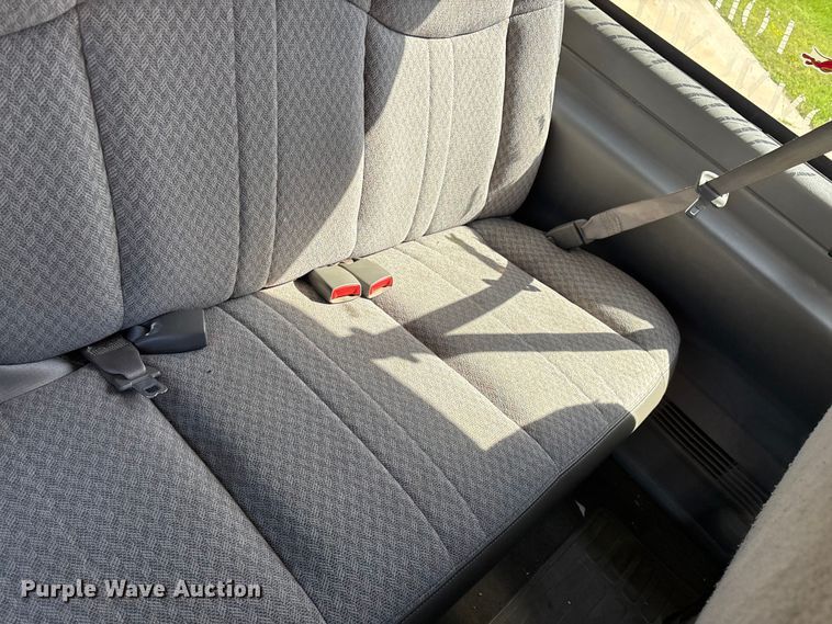 image for item FG0361 2006 Chevrolet Express 3500 van