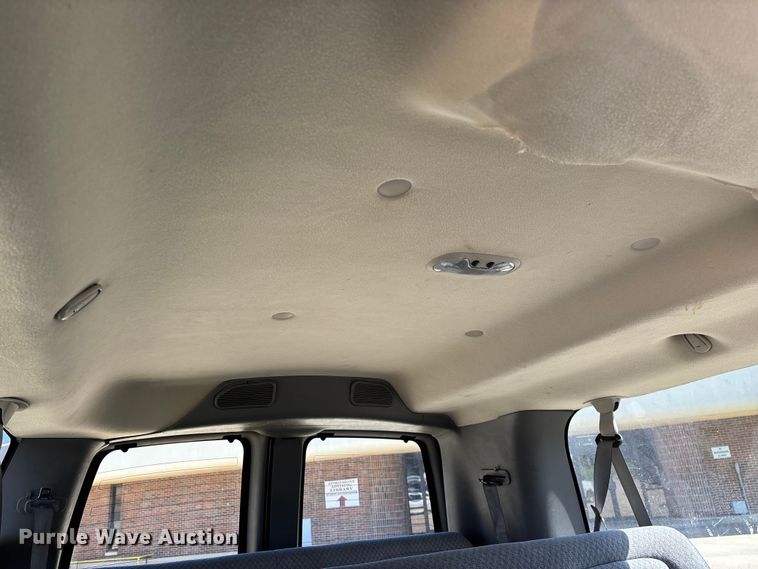 image for item FG0361 2006 Chevrolet Express 3500 van