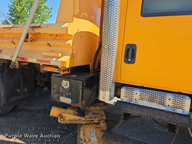 image for item FH6002 2008 International 7400 Crew Cab dump truck
