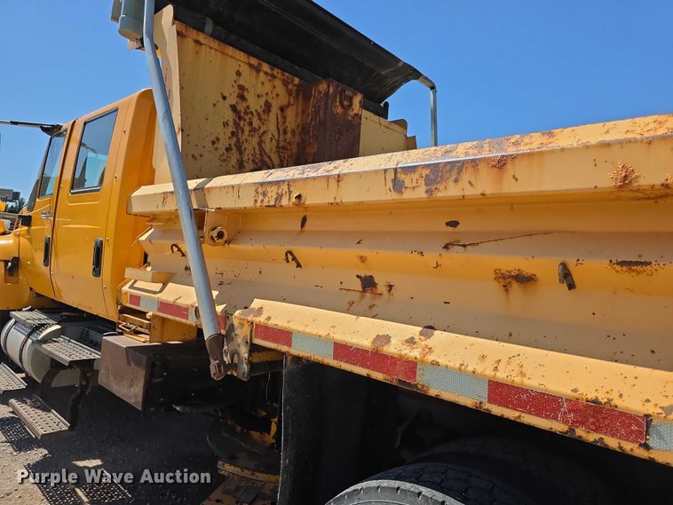 image for item FH6002 2008 International 7400 Crew Cab dump truck