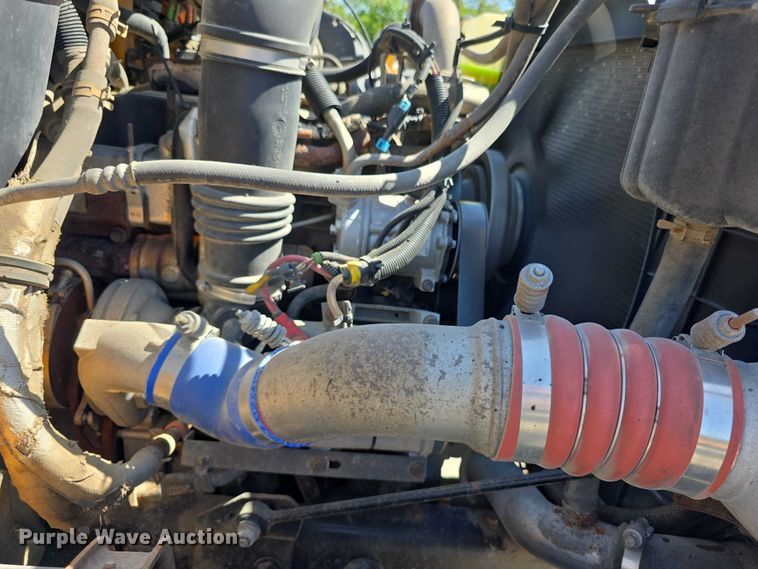 image for item FH6002 2008 International 7400 Crew Cab dump truck