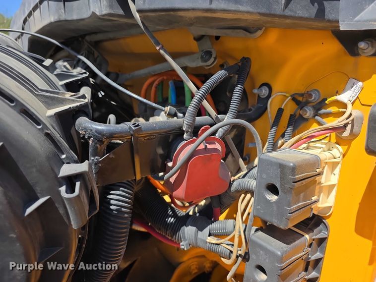 image for item FH6002 2008 International 7400 Crew Cab dump truck