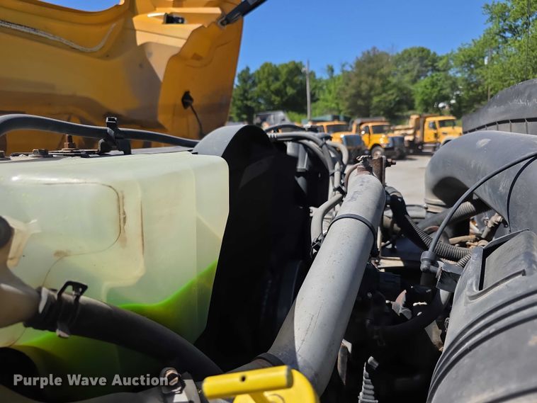 image for item FH6002 2008 International 7400 Crew Cab dump truck