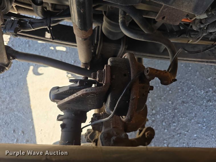 image for item FH6002 2008 International 7400 Crew Cab dump truck