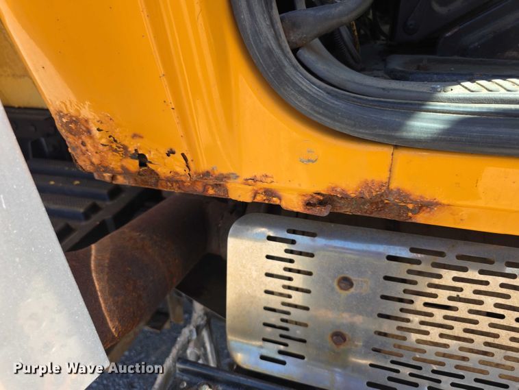 image for item FH6005 2008 International 7400 dump truck