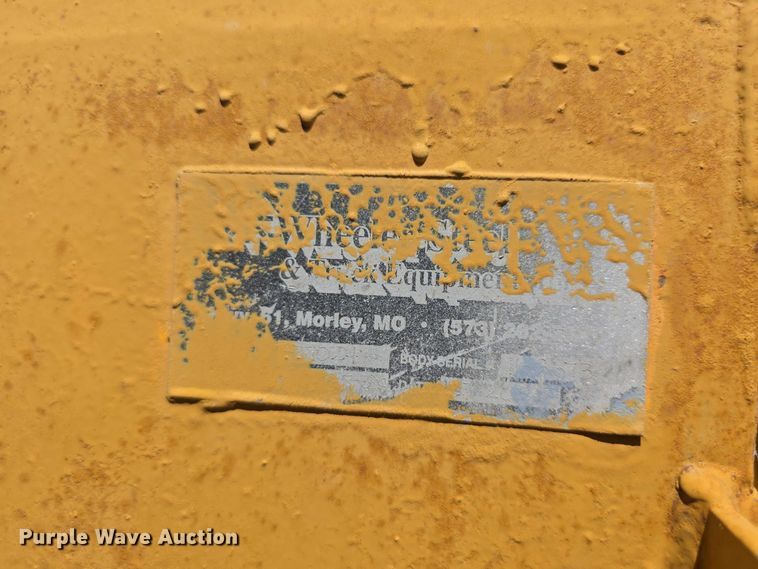 image for item FH6005 2008 International 7400 dump truck