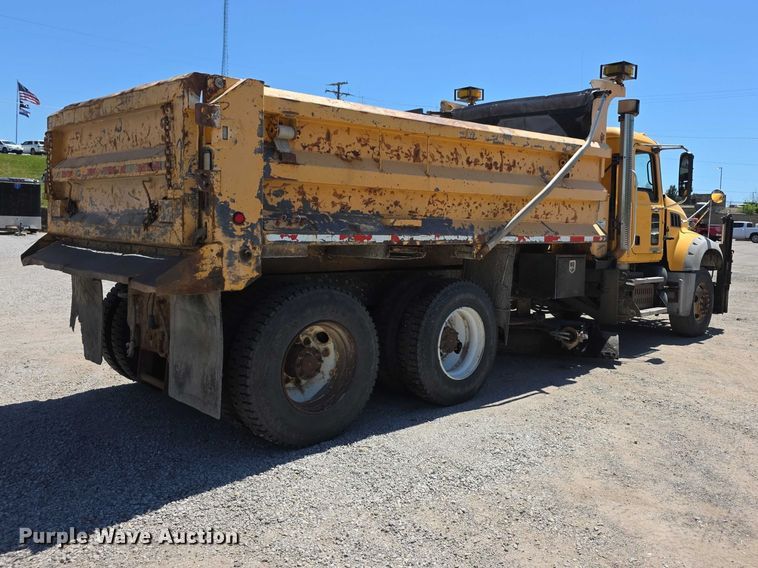 image for item FH6007 2010 Mack GU713 dump truck