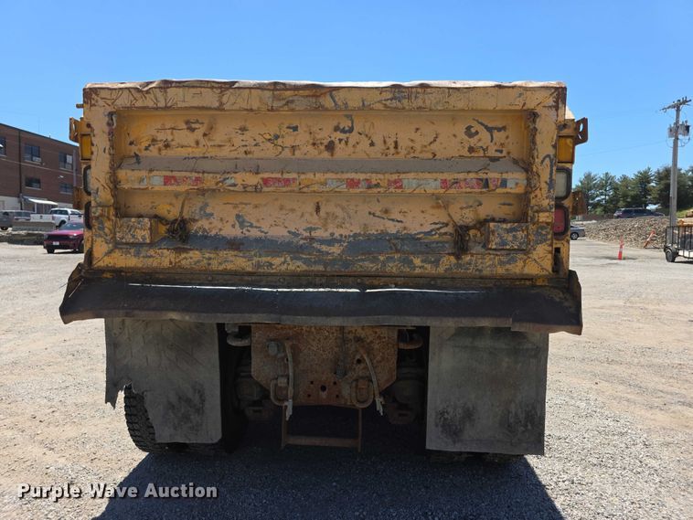 image for item FH6007 2010 Mack GU713 dump truck