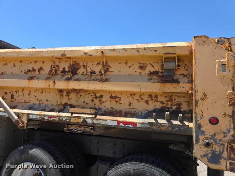 image for item FH6007 2010 Mack GU713 dump truck