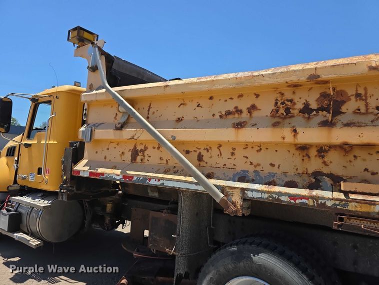 image for item FH6007 2010 Mack GU713 dump truck