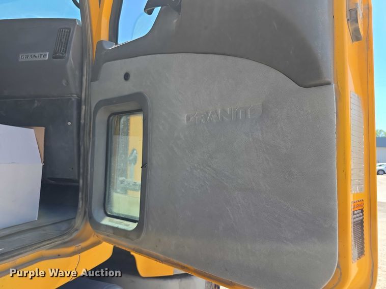 image for item FH6007 2010 Mack GU713 dump truck