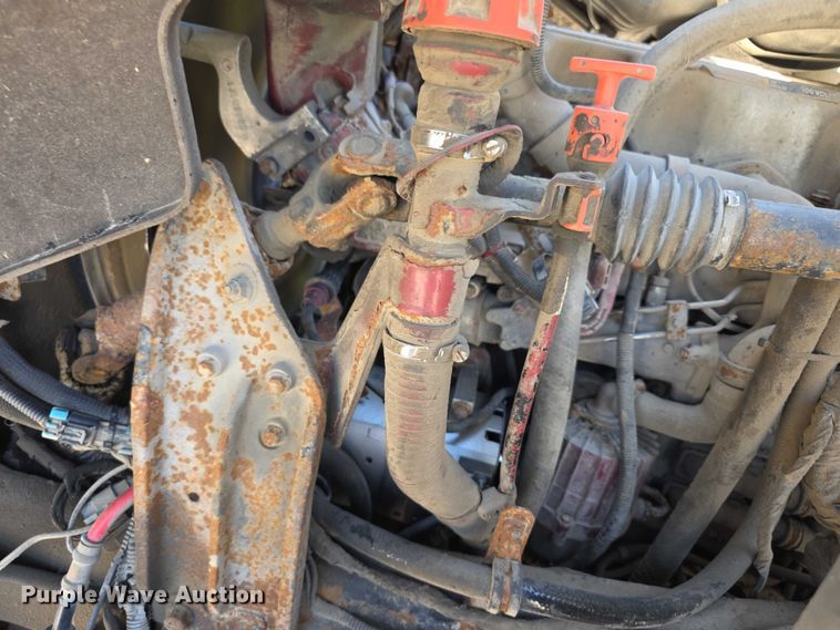 image for item FH6007 2010 Mack GU713 dump truck